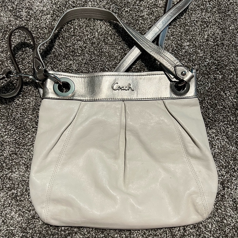 Coach | Ashley Leather Purse Hippie Crossbody Bag